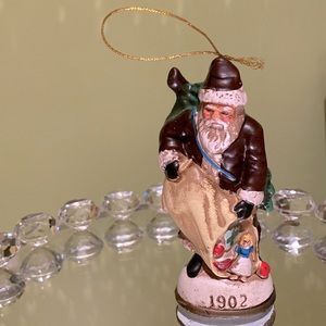 Vintage Santa Claus from 1902 Ceramic Christmas Figurine Ornament In the Box